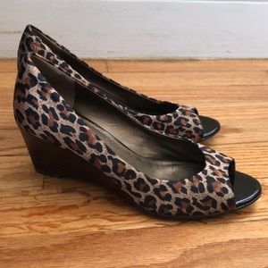 Tahari leopard print wedge heels